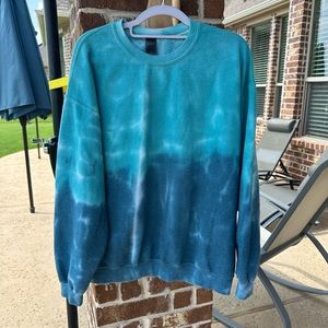 Super cute tie die crew!